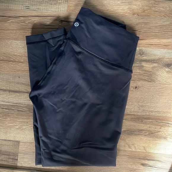 SOLD Black Wunder Train Legging - Picture 2 of 4